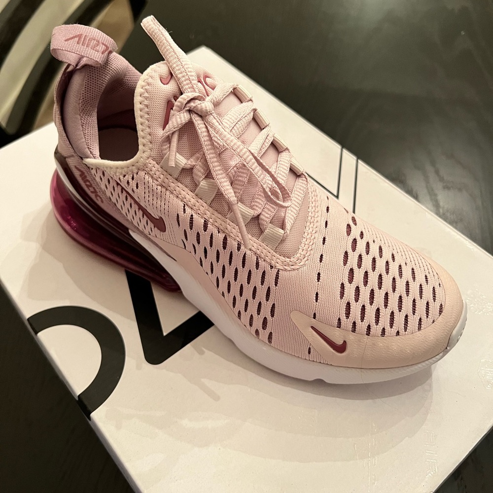 Nike Airmax in Dusty Rose for sale